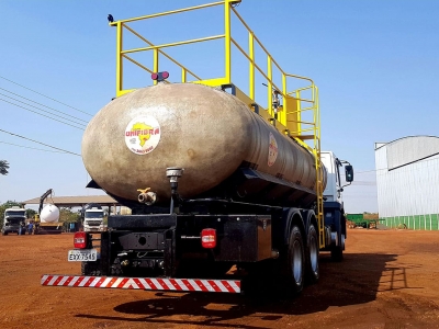 Carreta Bombeiro Pipa em Fibra de Vidro