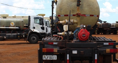 Tanque de fibra de vidro para produtos químicos