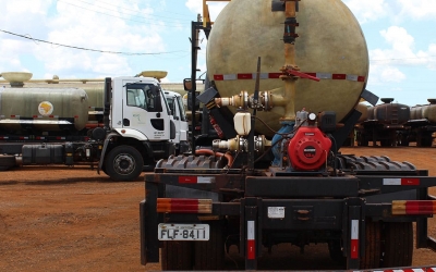 Tanque de fibra de vidro para produtos químicos